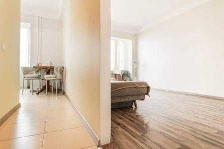 Comfortable Apartment On The River Bank 키예프 외부 사진